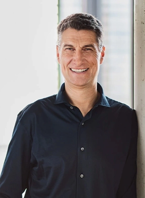 Dr. Axel Kaufmann